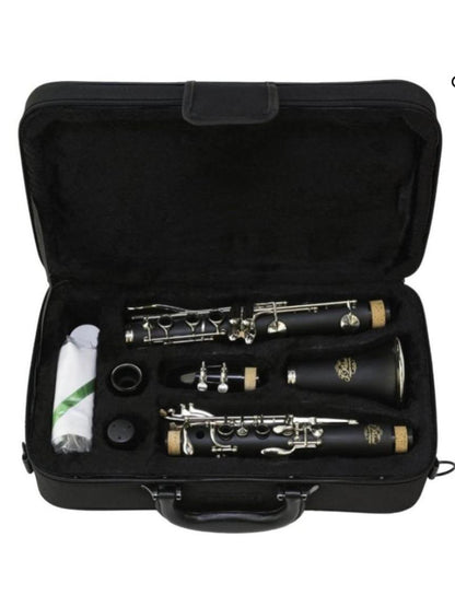 J Michael CL350 Bb Clarinet Outfit