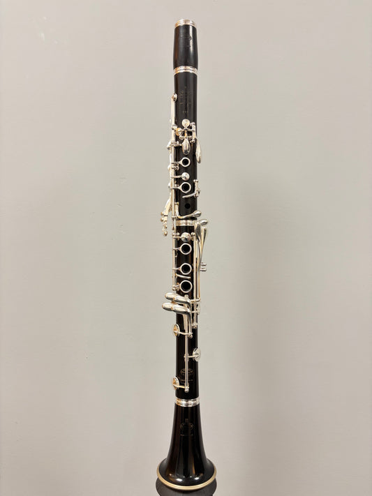 Buffet E13 Bb Clarinet (pre-owned)
